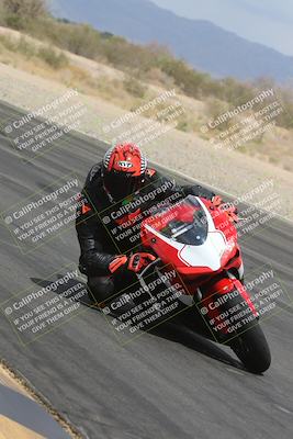 media/May-05-2025-Moto Forza (Mon) [[3c1838c5e5]]/3-C Group/Session 2 (Turn 7 Inside)/
